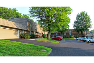 4012 Renn Hart Hills in Loves Park, IL - Foto de edificio - Building Photo