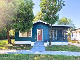 226 E 15th St in Jacksonville, FL - Building Photo