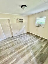 2371 Edwin St NE in Winter Haven, FL - Building Photo - Building Photo