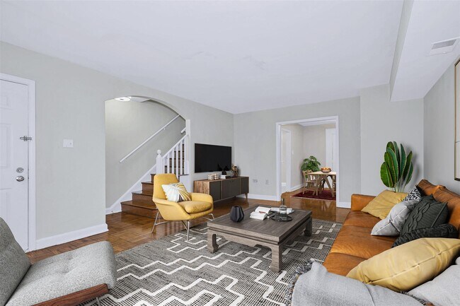 Falkland Chase* in Silver Spring, MD - Building Photo - Building Photo
