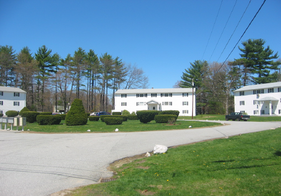 Rosewood Apartments in Salem, NH - Building Photo