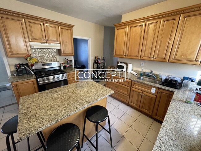 8 Eldora St in Boston, MA - Building Photo - Building Photo