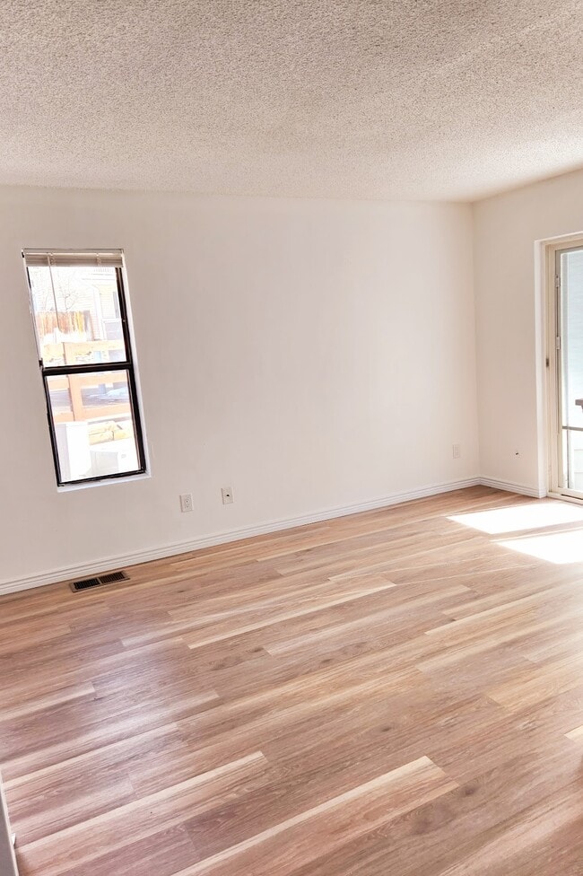 17090 E Ford Dr in Aurora, CO - Building Photo - Building Photo