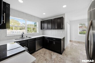 1298 NW 192nd Terrace in Pembroke Pines, FL - Building Photo - Building Photo