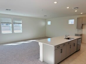 7339 Davenbury St in Las Vegas, NV - Building Photo - Building Photo