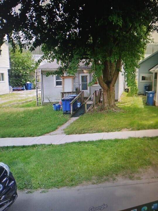123 W South C St in Gas City, IN - Building Photo