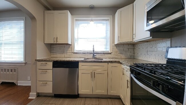 7752 Kingsbury Blvd, Unit 1st floor