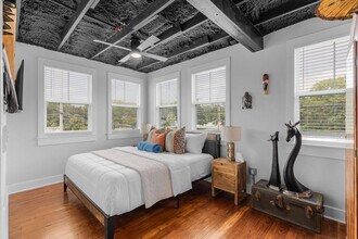 156 Camellia St in Biloxi, MS - Building Photo - Building Photo