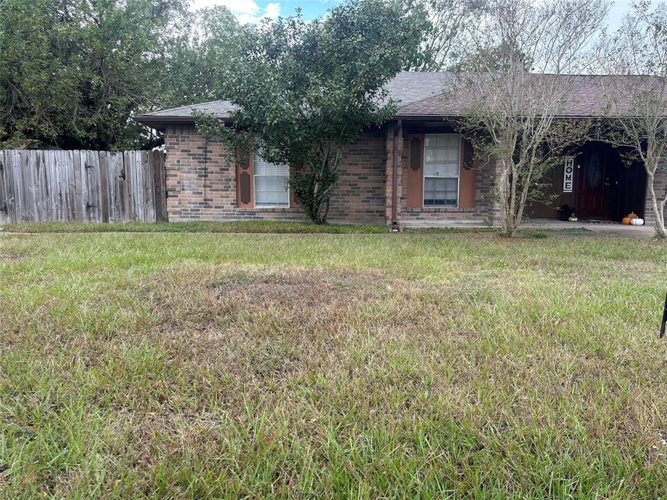 3710 Westmeadow Dr in Houston, TX - Building Photo