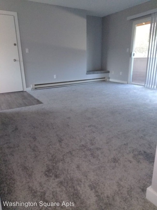 9585 SW Washington Square Rd in Portland, OR - Building Photo - Building Photo