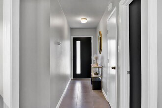 1205 Arthur Stiles Rd in Austin, TX - Building Photo - Building Photo