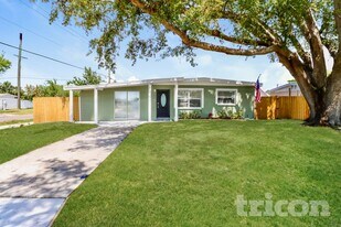 4417 W Knox St in Tampa, FL - Building Photo