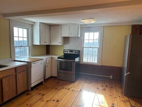 61 Chesterfield Rd in Westhampton, MA - Building Photo - Building Photo