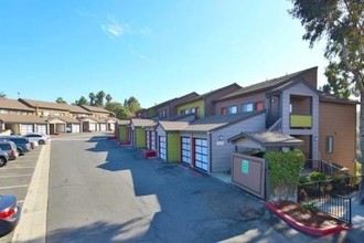 Ocean Breeze in Oceanside, CA - Foto de edificio - Building Photo