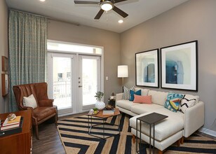 Tallgrass Village in Fort Worth, TX - Foto de edificio - Interior Photo