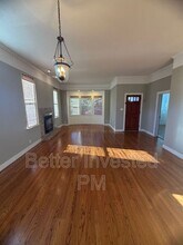 559 N Oak St in Ukiah, CA - Building Photo - Building Photo