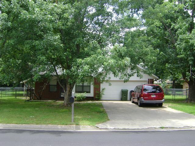 602 N 34th St in Rogers, AR - Building Photo