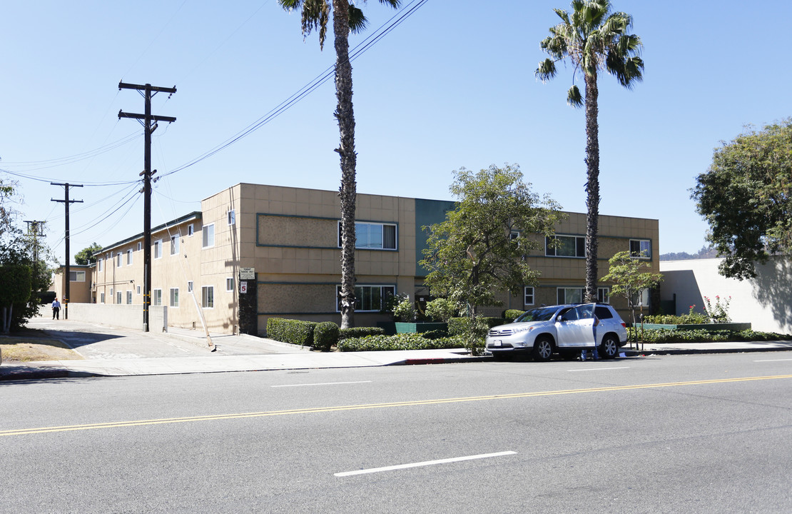 Central Park in Glendale, CA - Building Photo