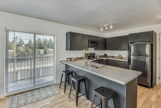 6195 N Minnesota Ave, Unit 3B in Portland, OR - Building Photo - Building Photo