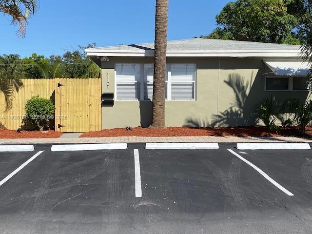 1101 SW 30th St in Fort Lauderdale, FL - Building Photo