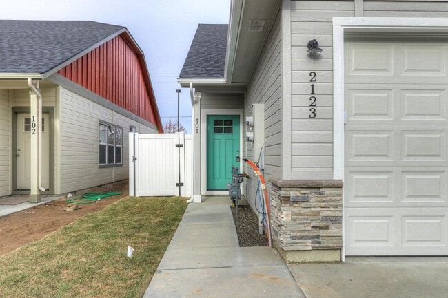 2207 Ison Ct