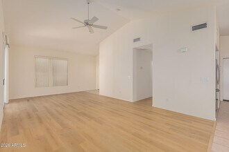 9846 W Tonopah Dr in Peoria, AZ - Building Photo - Building Photo