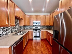 1008 Skiffs Landing Ln in Suffolk, VA - Building Photo - Building Photo