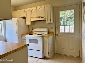 200 Wilkie St in Lafayette, LA - Building Photo - Building Photo