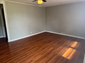 1110 Fairview Ave in Kingsport, TN - Foto de edificio - Building Photo
