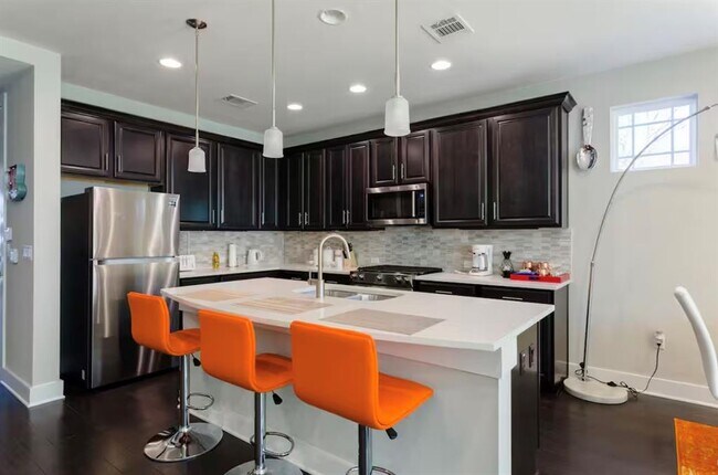 807 E 16th St in Austin, TX - Building Photo - Building Photo