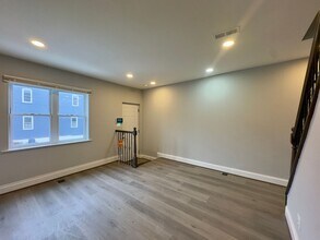 115 S Eaton St in Baltimore, MD - Building Photo - Building Photo