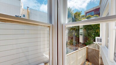 702 Church St in San Francisco, CA - Building Photo - Building Photo