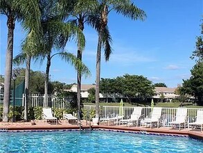 2239 Discovery Cir W in Deerfield Beach, FL - Building Photo - Building Photo