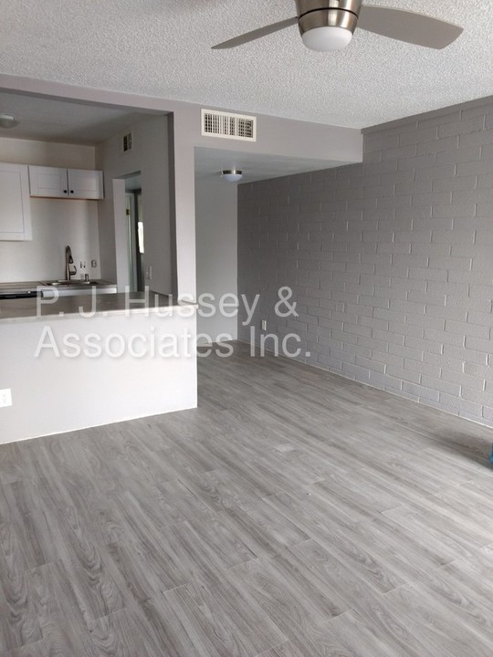 1433 S Stanley Pl-Unit -15 in Tempe, AZ - Building Photo