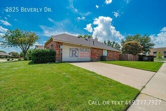 2825 Beverly Dr in Rockwall, TX - Building Photo - Building Photo