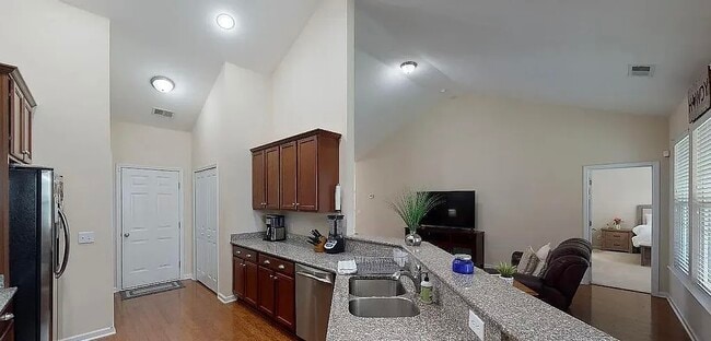 1 Bradford Ct in Beaufort, SC - Building Photo - Building Photo