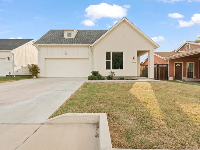 property at 2825 Townsend Dr