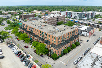 Museum Square in Elmhurst, IL - Building Photo - Building Photo