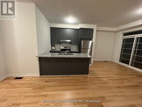 93 Air Dancer Cres in Oshawa, ON - Building Photo - Building Photo