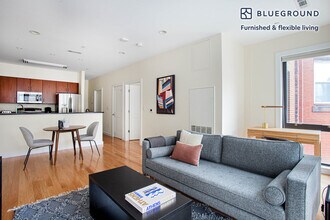 9 Miner St, Unit FL2-ID374 in Boston, MA - Building Photo - Building Photo