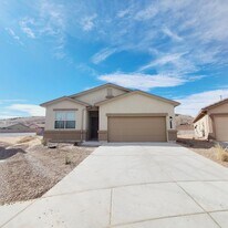 941 Purple Aster Ave SW in Los Lunas, NM - Building Photo