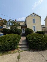 725 Chartiers St in Bridgeville, PA - Building Photo