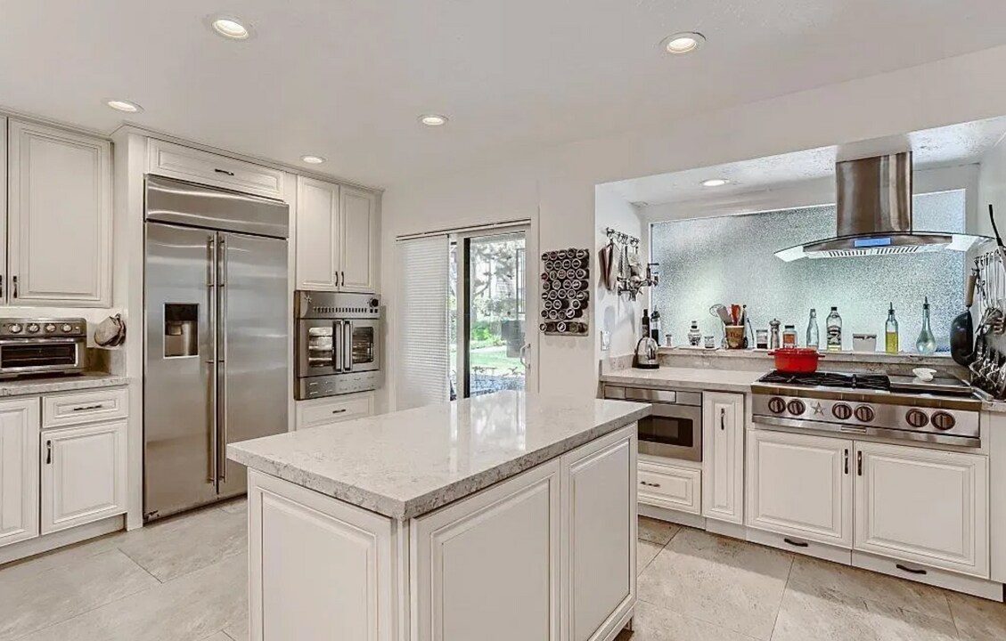 4014 Aguila St in Carlsbad, CA - Building Photo