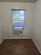 2509 Birmingham Ave, Unit 201 in Dallas, TX - Building Photo - Building Photo