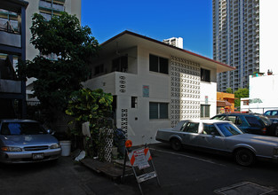 1917 Dudoit Ln in Honolulu, HI - Building Photo - Building Photo