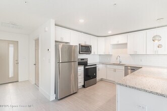 1605 Par NE St in Palm Bay, FL - Building Photo - Building Photo