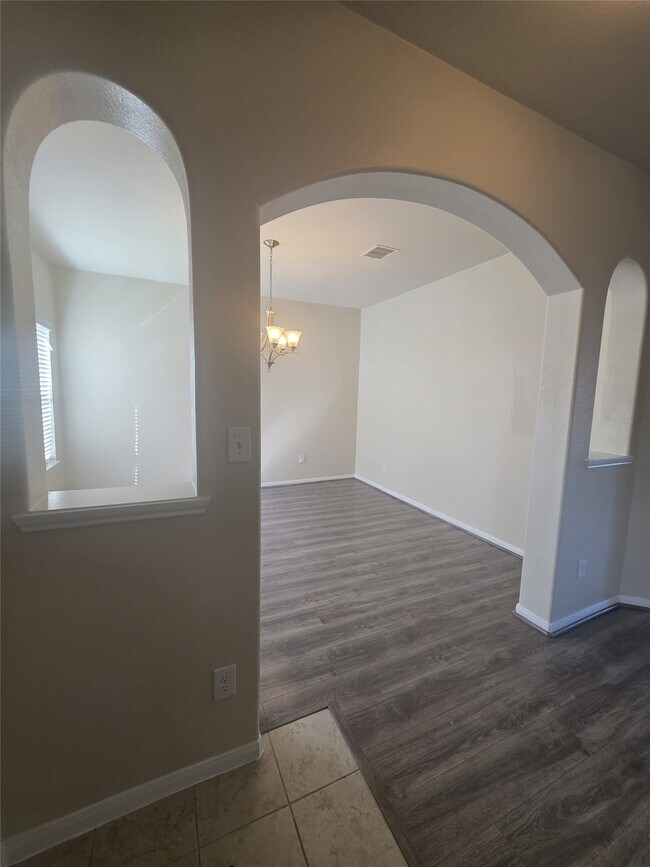 7274 Autumn Sun Dr in Houston, TX - Foto de edificio - Building Photo