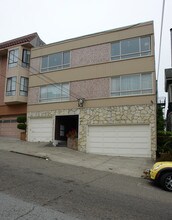 1635 10th Ave in San Francisco, CA - Foto de edificio - Building Photo