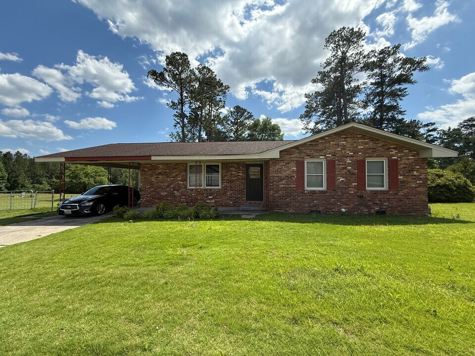 2516 Meadowbrook Dr in Augusta, GA - Building Photo