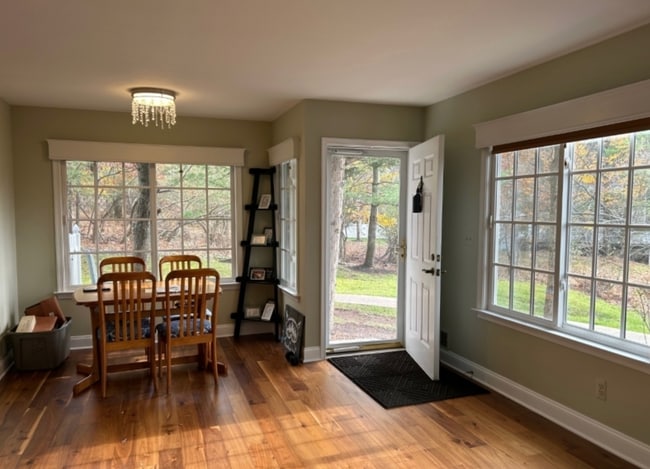 45 Stevens Ct in Bedminster, NJ - Foto de edificio - Building Photo